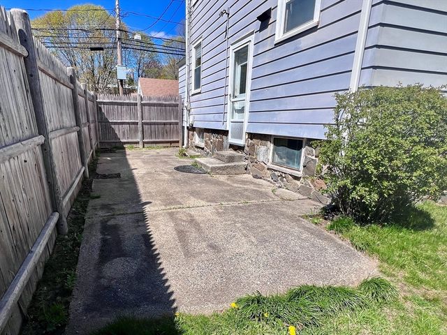 34 Lafayette St, Marblehead, MA 01945