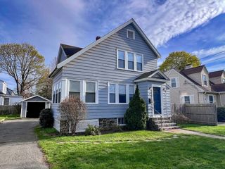 34 Lafayette St, Marblehead, MA 01945