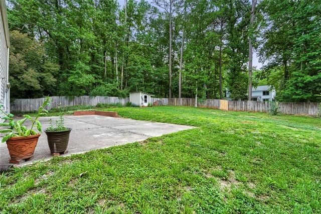 235 Barrington Drive E, Roswell, GA 30076
