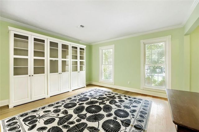 235 Barrington Drive E, Roswell, GA 30076