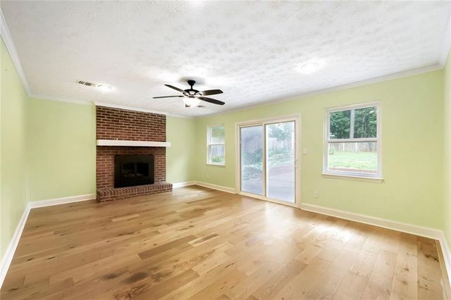 235 Barrington Drive E, Roswell, GA 30076