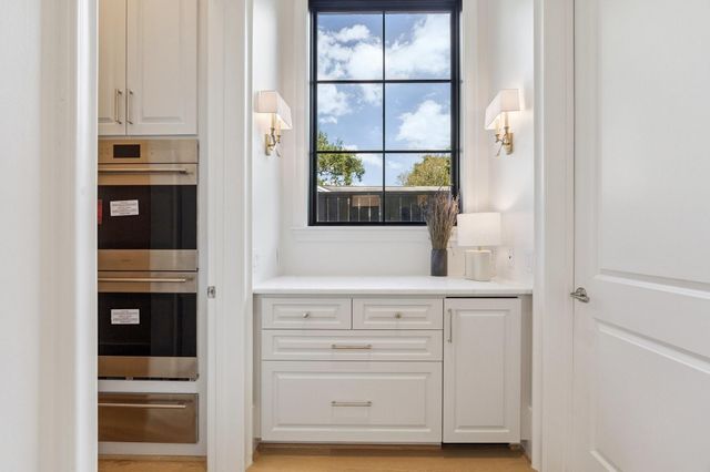 2711 Eastgrove Lane, Houston, TX 77027