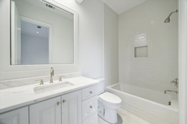 2711 Eastgrove Lane, Houston, TX 77027