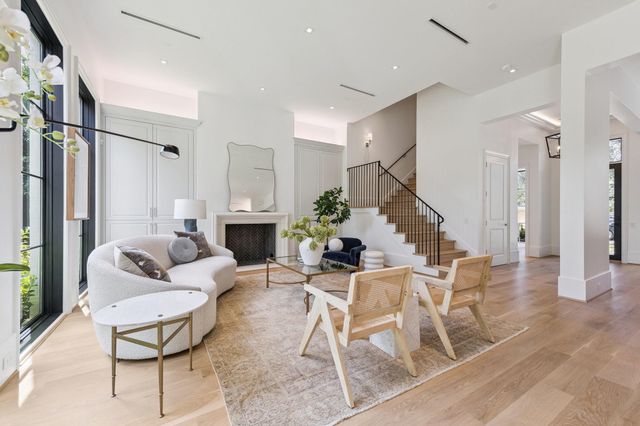 2711 Eastgrove Lane, Houston, TX 77027