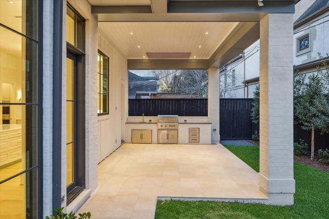 2711 Eastgrove Lane, Houston, TX 77027