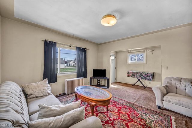 1552 Reid Avenue, Lorain, OH 44052