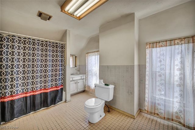 1552 Reid Avenue, Lorain, OH 44052