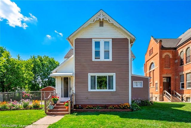 1552 Reid Avenue, Lorain, OH 44052