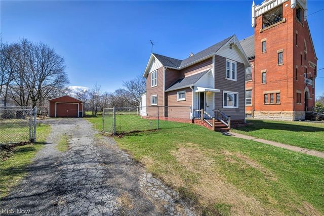 1552 Reid Avenue, Lorain, OH 44052