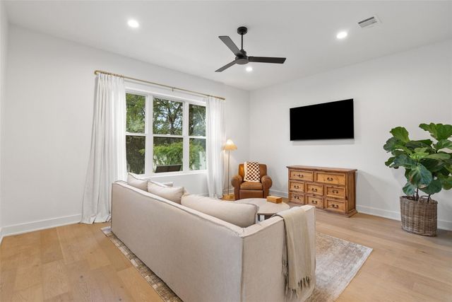 164 Arabian LN, Driftwood, TX 78619