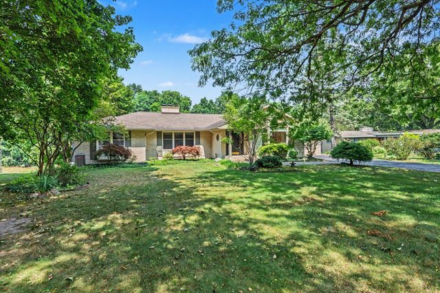 1926 Greenbriar Drive, Portage City, MI 49024