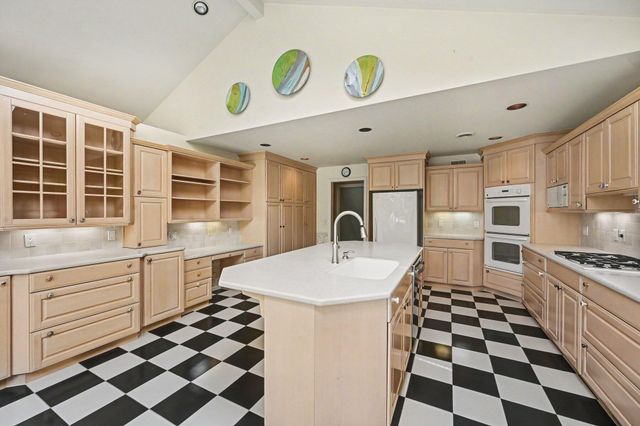 1926 Greenbriar Drive, Portage City, MI 49024