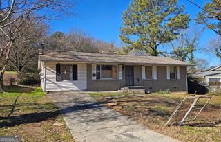 5173 Kingswood Circle, Atlanta, GA 30349