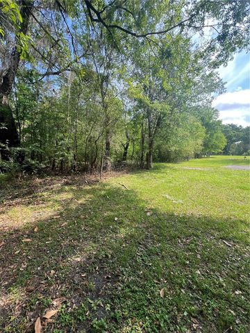 9155 PARRISH AVENUE, Brooksville, FL 34601