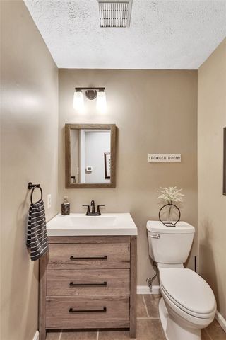 312 Valerie Dr, Cranberry Twp, PA 16066