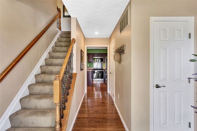 312 Valerie Dr, Cranberry Twp, PA 16066