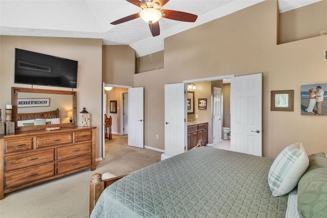 312 Valerie Dr, Cranberry Twp, PA 16066