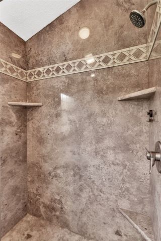 312 Valerie Dr, Cranberry Twp, PA 16066