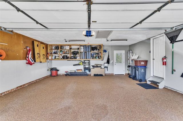 312 Valerie Dr, Cranberry Twp, PA 16066