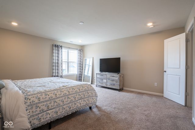 6671 Dunkirk Drive, Mccordsville, IN 46055