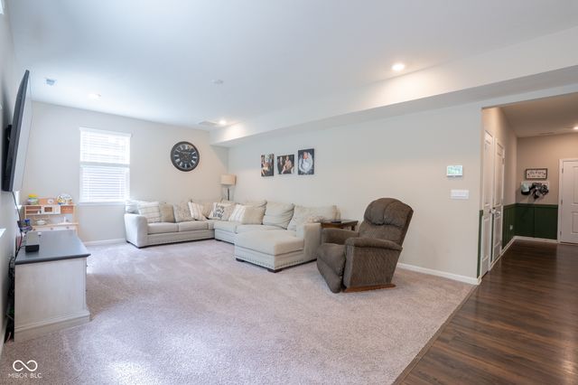 6671 Dunkirk Drive, Mccordsville, IN 46055