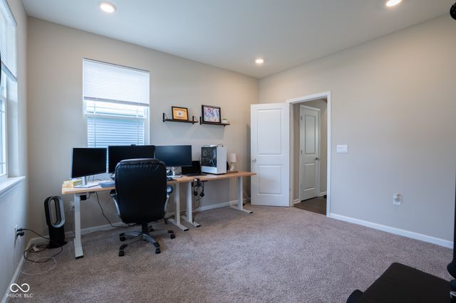 6671 Dunkirk Drive, Mccordsville, IN 46055