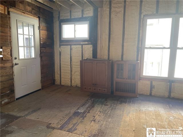 33 Myrtle Street, Jamestown, NY 14701