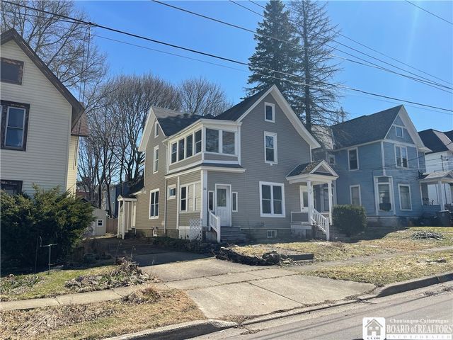 33 Myrtle Street, Jamestown, NY 14701