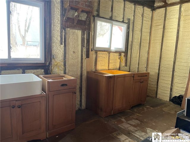 33 Myrtle Street, Jamestown, NY 14701