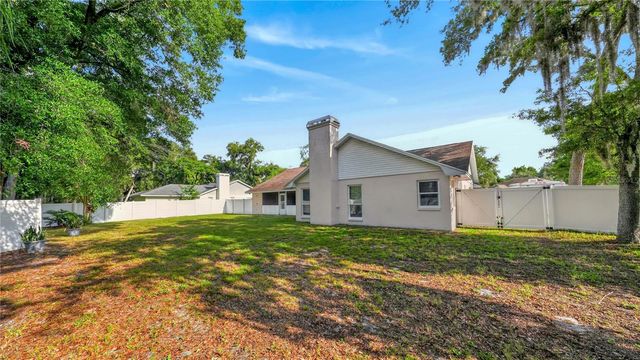 7222 STANFORD DR, Lakeland, FL 33809