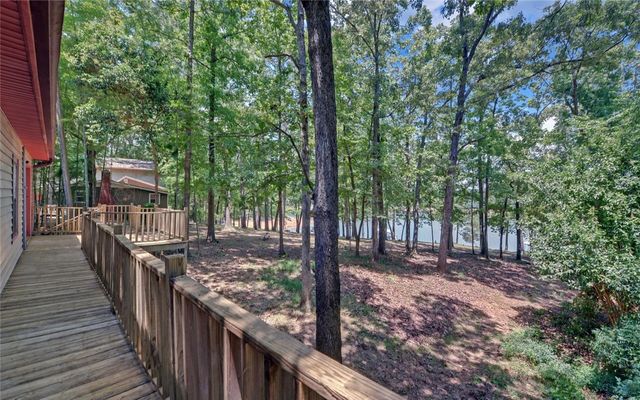 149 Foxtail Drive, Hartwell, GA 30643