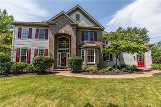 17 Royale Drive, Perinton, NY 14450
