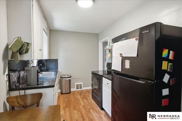 1323 S 51 Avenue, Omaha, NE 68106