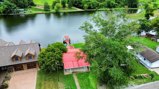 2921 Clear Creek Rd, Pulaski, TN 38478