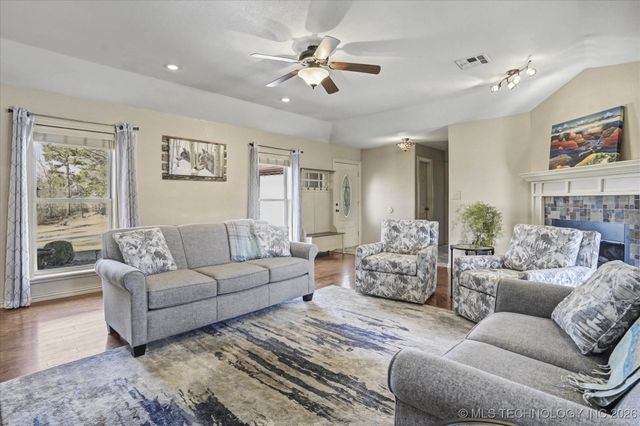 11549 S 49th West Avenue, Sapulpa, OK 74066