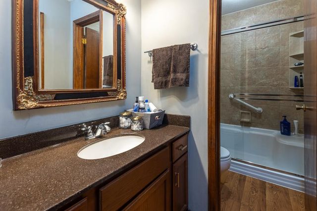 3307 YALEWOOD DR, Bartlett, TN 38134