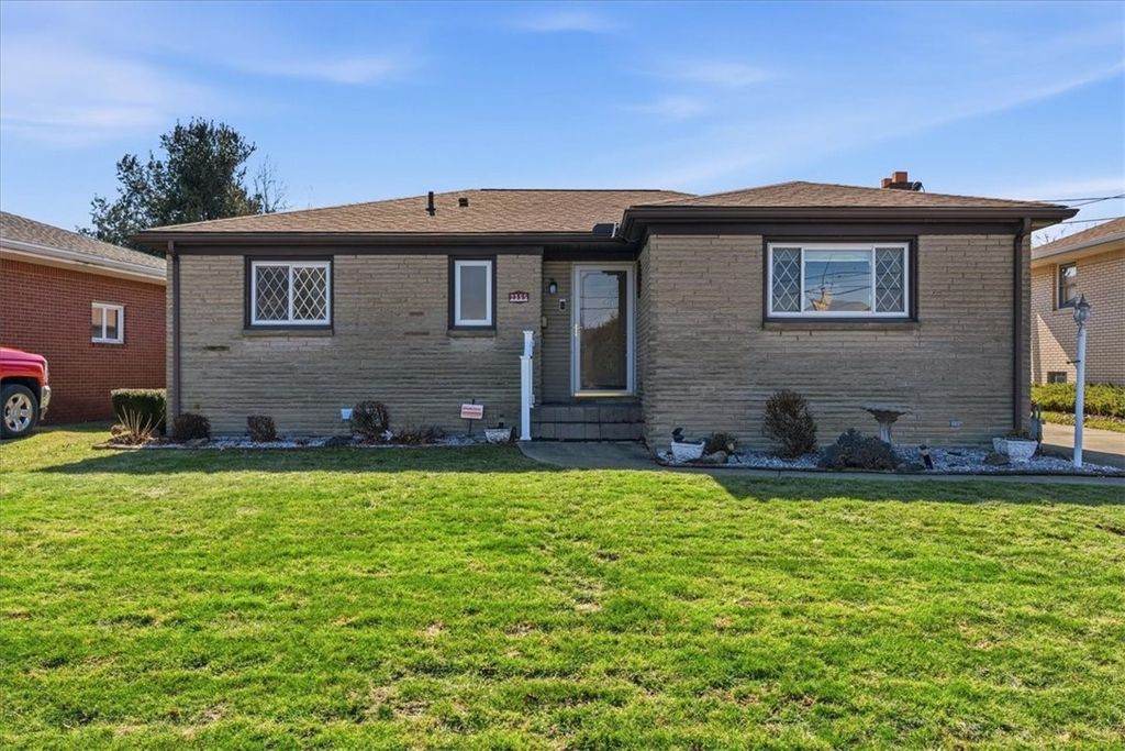 2355 Calvert Street, Aliquippa, PA 15001