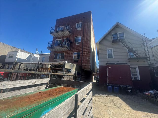100-11 40th Road, Corona, NY 11368