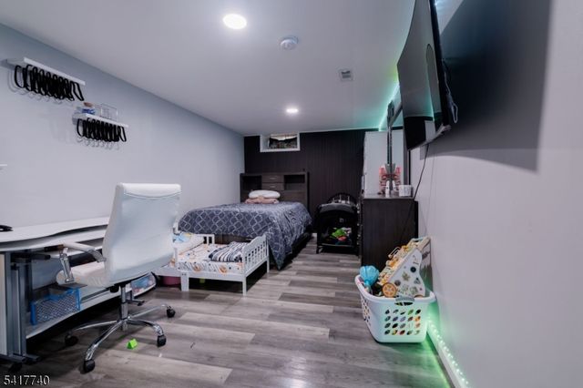 220 Canal Way, Hackettstown Town, NJ 07840