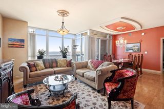 901 N PENN ST #P1006, Philadelphia, PA 19123