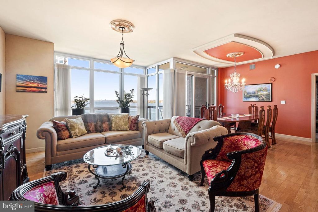 901 N PENN ST #P1006, Philadelphia, PA 19123