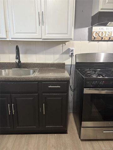 110 Elliott Avenue 3, Yonkers, NY 10705