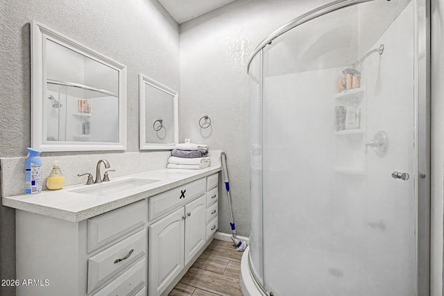 1939 E ENCINAS Lane, Phoenix, AZ 85040