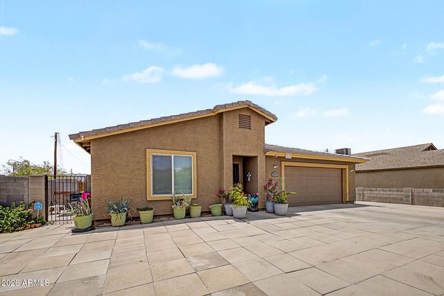 1939 E ENCINAS Lane, Phoenix, AZ 85040