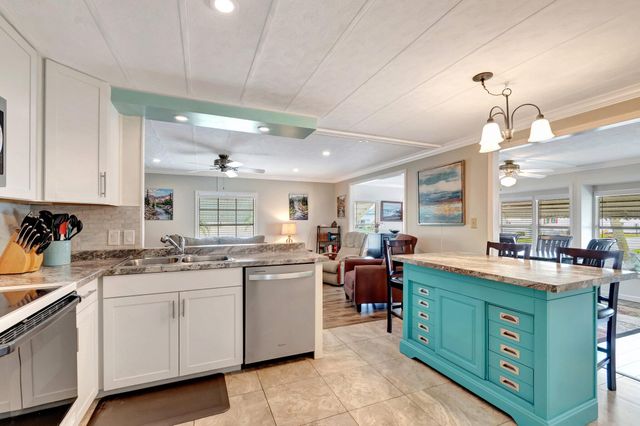 14001 KINGSTON BAY, Boynton Beach, FL 33436