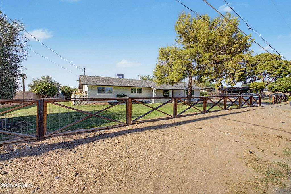 3522 W WESTCOTT Drive, Glendale, AZ 85308 — photo 5