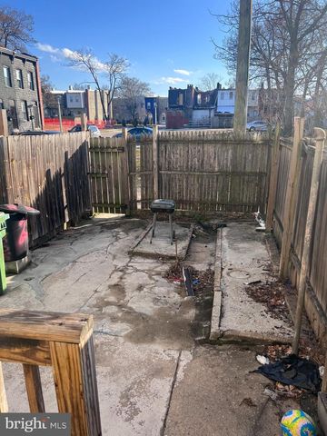 2305 ASHLAND AVE, Baltimore, MD 21205