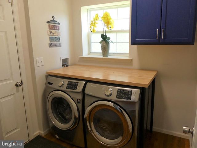 2137 LARKSPUR CT, Pennsburg, PA 18073