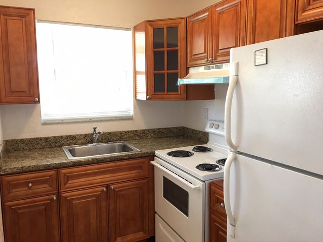 1820 NE 56th Street 5, Fort Lauderdale, FL 33308