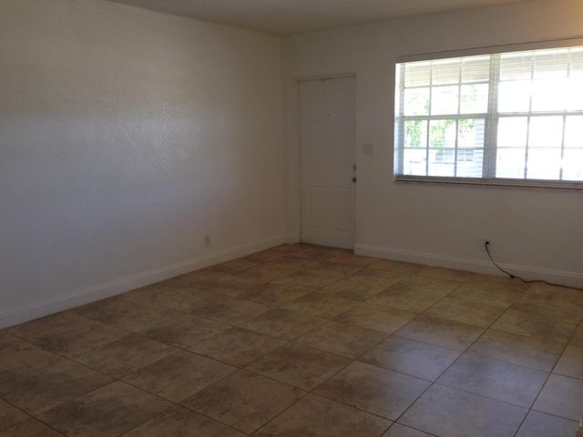 1820 NE 56th Street 5, Fort Lauderdale, FL 33308